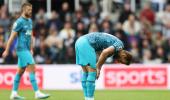 Apologetic Spurs players to reimburse fans