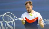 Medvedev cruises past Musetti