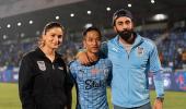 SEE: Ranbir, Alia Cheer Mumbai City FC