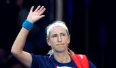 Azarenka made to remove PSG shirt