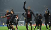 PIX! Steely Milan edge Spurs; Bayern cruise past PSG