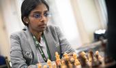 Vaishali advances to World Blitz quarters; Humpy out