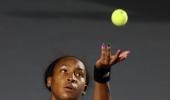 Gauff cruises past fellow teen Fruhvirtova