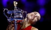 Sabalenka beats Zheng to retain Australian Open crown