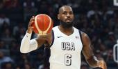 LeBron James named Team USA's male flag bearer