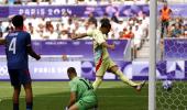 Olympics soccer: France struggle; Spain, Japan in QF