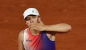 French Open: Swiatek, Sinner, Jabeur ease into 2nd rd