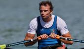 Mobile phone costs Italian rower bronze medal