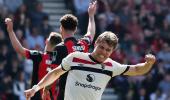 Hojlund's stoppage-time stunner spares United's blushes