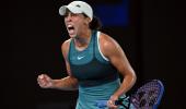 Keys STUNS Swiatek; Sabalenka 1 step closer to history