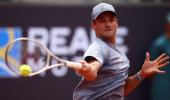 Paul fights off-courts distractions to emulate Sampras