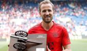 PIX: Record-breaking Kane is Bundesliga's top scorer