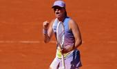 French Open: Swiatek, Sabalenka advance; Rune survives