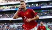 EPL: De Ligt's 96th-min header rescues United