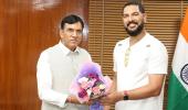 What's Yuvraj Singh planning with the Sports Minister?