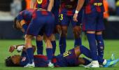 Barcelona edge closer to title but Yamal limps off