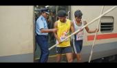 Champion Pole Vaulter Kicked Out Of Train By TTE!