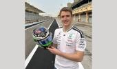 Hundreds of F1 Staff Stuck in Bahrain as Airspace Closes
