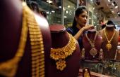 Gold Futures Rise on Spot Demand