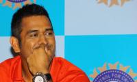 Dhoni urges team to back basics and play 'expressive cricket' in New Zealand