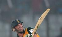 De Villiers delivers to put South Africa in semis