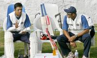 Kumble calls for a special meeting with Dravid, Dhoni and Kohli