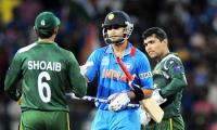 Dhoni praises Kohli, bowlers for win against Pak