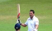 Kallis is playing the perfect innings: Petersen