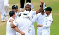 Petersen hopeful of South African win on fifth day