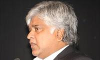 Ranatunga says Jayalalithaa, Karunanidhi playing politics