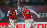 'Bowler' Gilchrist ends IPL career on a high