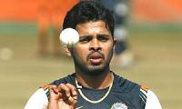 Sreesanth, Chavan handed life ban in IPL fixing scam