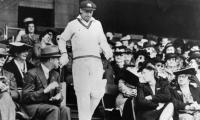 Sir Don Bradman's iconic Baggy Green to go under hammer