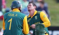 South Africa's De Kock in doubt for World Cup