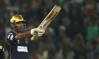 Kolkata whip Dolphins, maintain unbeaten run