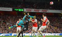 EPL PHOTOS: Splendid Cech denies impressive Liverpool at the Emirates