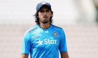 India's pace spearhead Ishant ruled out of World Cup