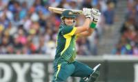 Hussey backs out-of-form Watson to shine in World Cup