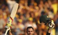 Maxwell ton fires Australia past Sri Lanka