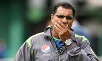 Waqar resigns as Pakistan's coach after World T20 debacle