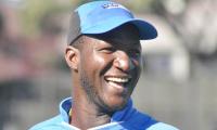 Darren Sammy sacked 'in 30-second phone call'