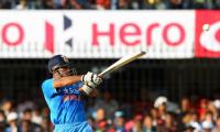 India are favourites for WT20, but Dhoni acknowledges a problem...