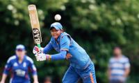 Harmanpreet not yet signed by BBL's Sydney Thunder