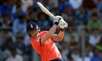 Two England players fined ahead of semi-final