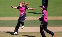 ICC Women's WT20: New Zealand clinical in win against Aussies