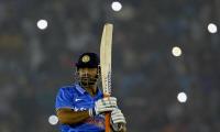 Dhoni fifth Indian to complete 9000 ODI runs