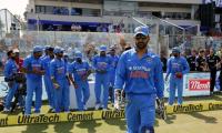 Raina ruled out as India retain squad for last 2 ODIs vs NZ