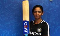 Harmanpreet first woman cricketer to bag CEAT bat deal