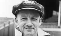 Record price! Bradman's Baggy Green from India Tests sold
