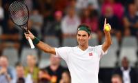 Pain-free Federer eyes return at Australian Open